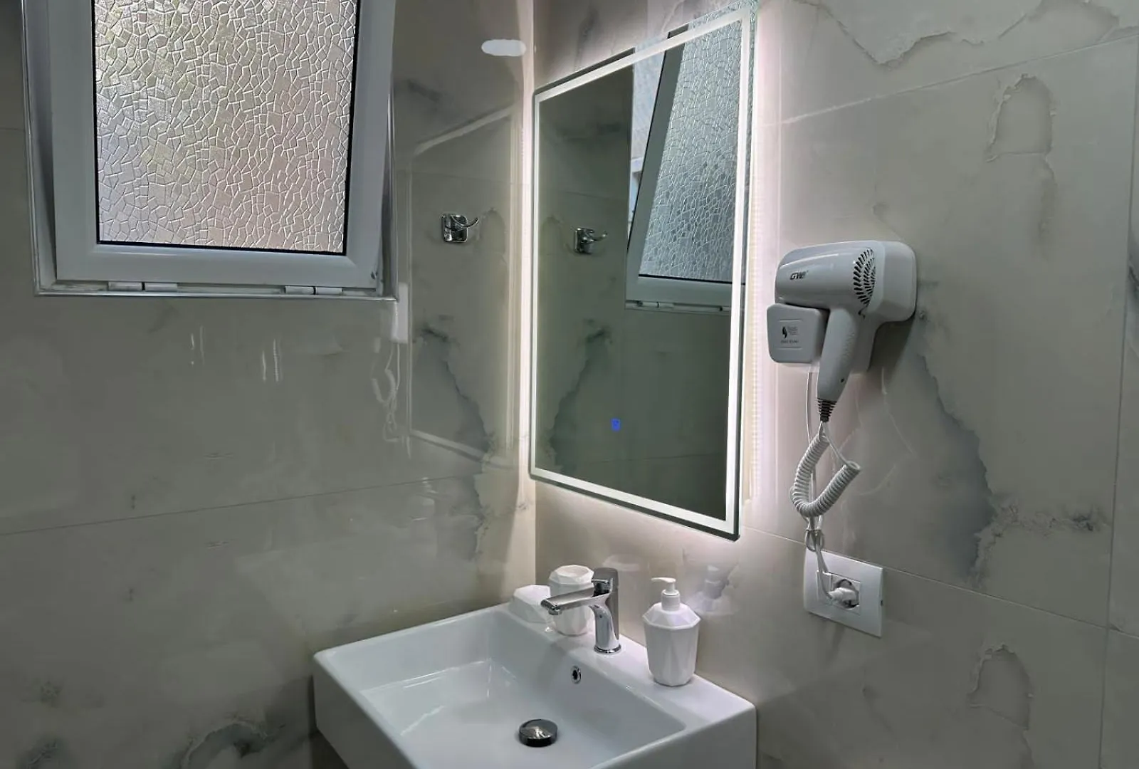 Kensly Guesthouse Ksamil Appartement