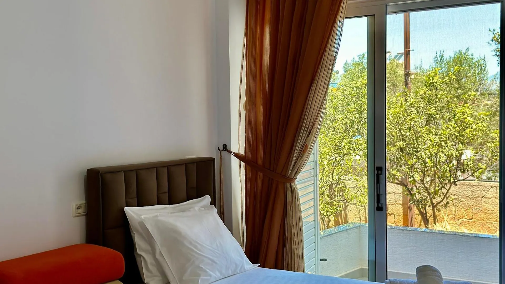 Kensly Guesthouse Ksamil Appartement